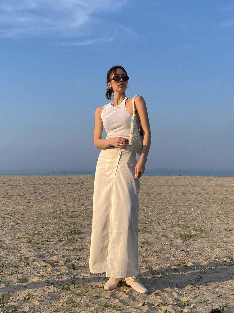 Unbalance Cotton Skirt ( Ivory / Charcoal )